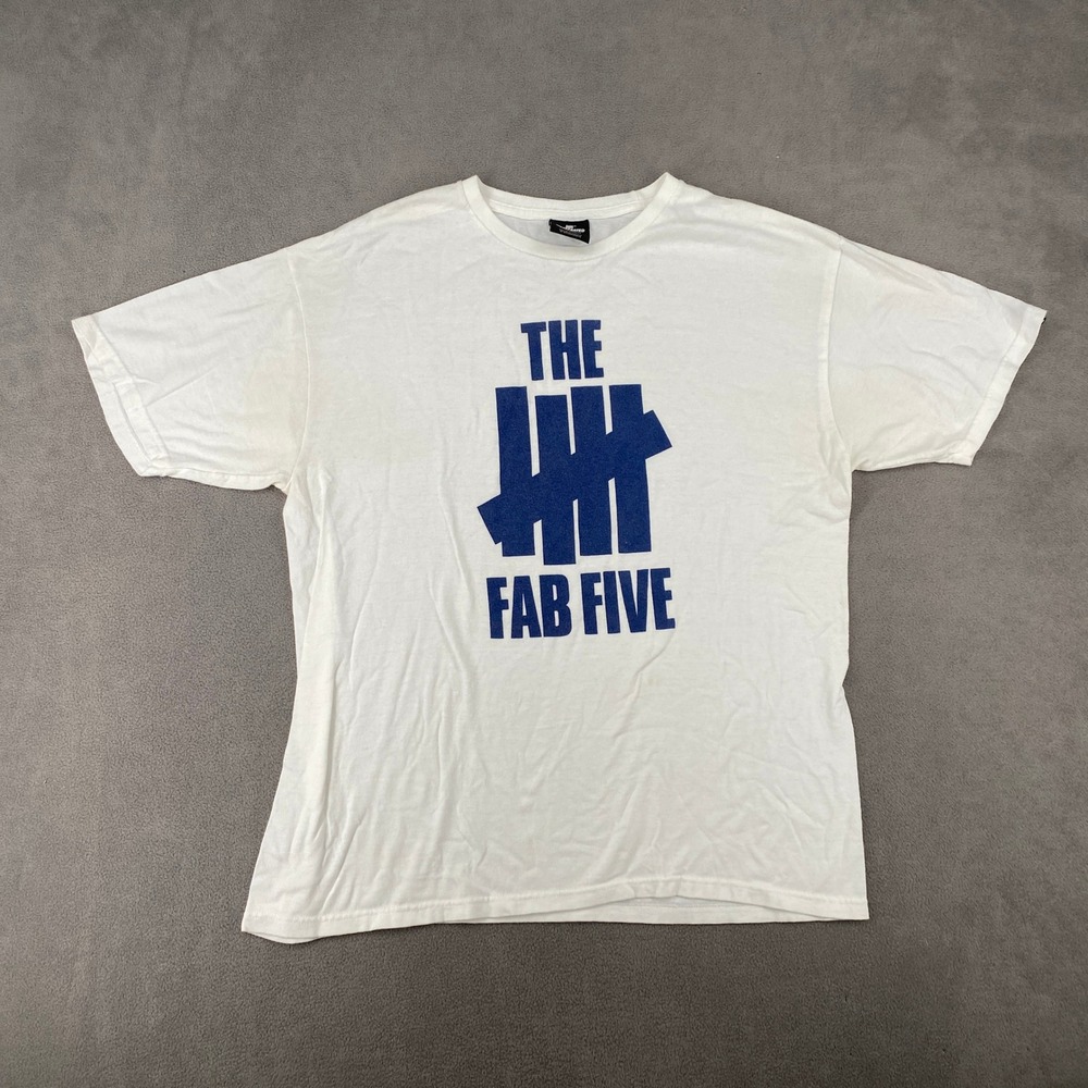 Undefeated The Fab Five Graphic T-Shirt Mens Large White Blue 5 Strike Logo